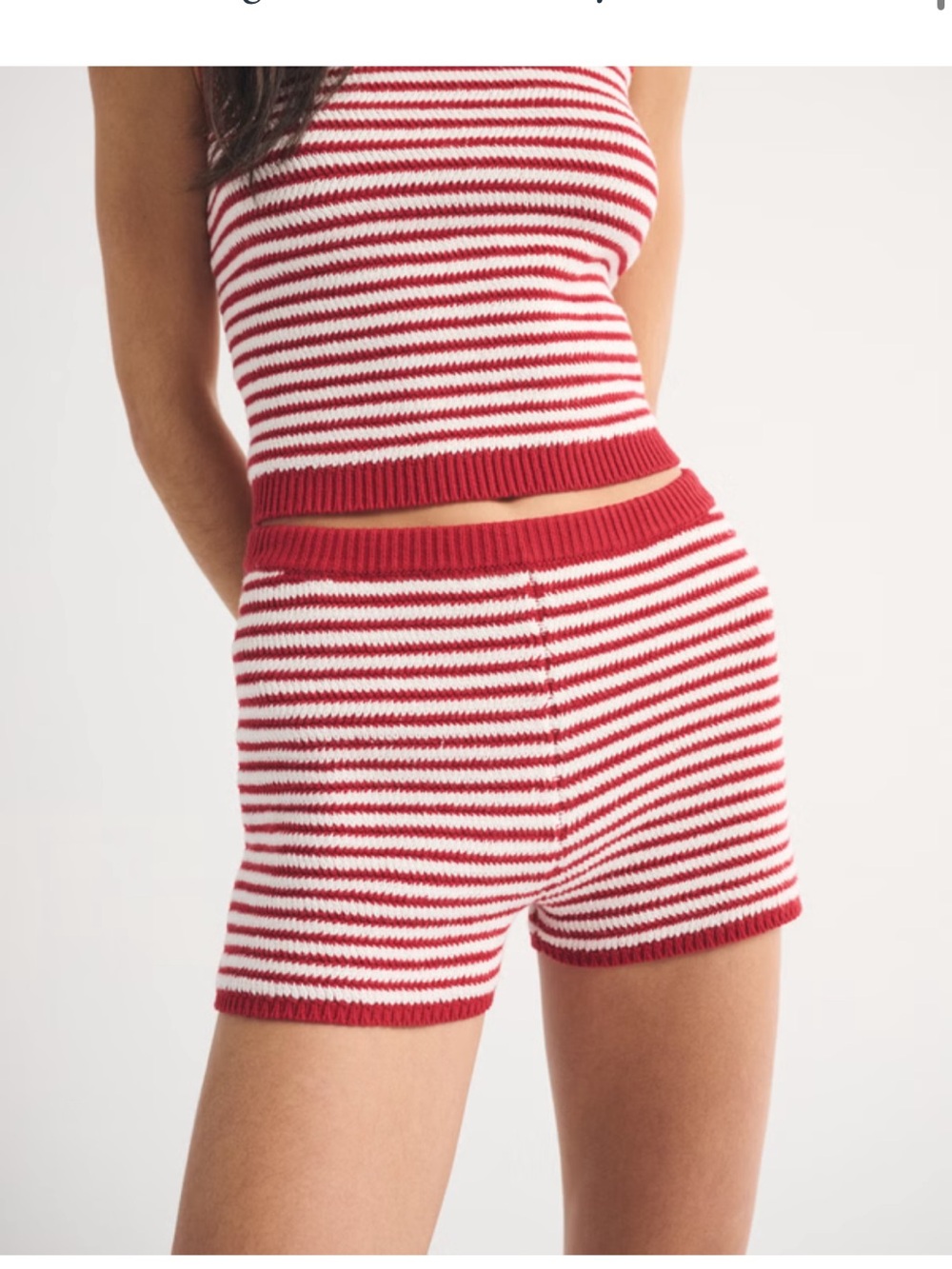 Abercrombie & Fitch Red and White Striped high rise Knit crochet style